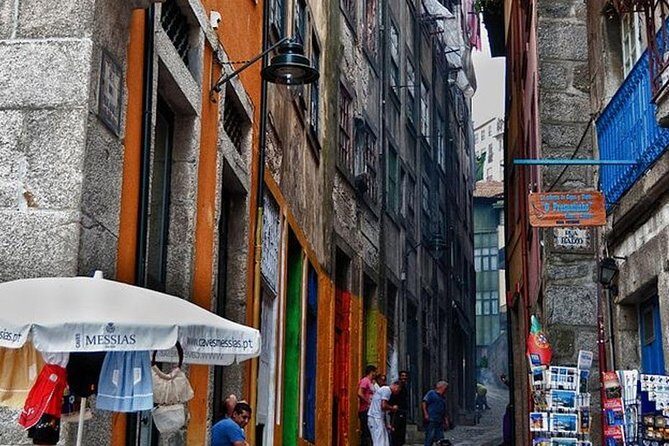 Porto Private Tour with Wine Tasting in Gaia from Lisbon - Who Should Consider This Tour?