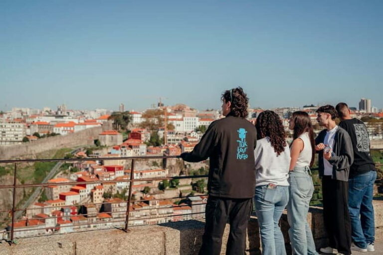 Porto Tuk Tuk Tour: Clérigos, Scenic & Viewpoints - 1H to 4H - Exploring the Itinerary in Detail