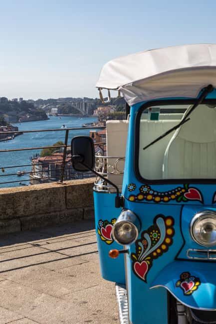Porto: Tuk Tuk Tour with Olive Oil Tasting - The Value of Guided Stories and Local Insights