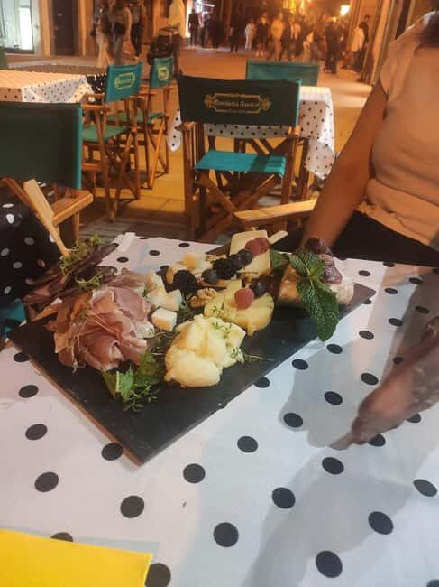 Porto's Flavors & Stories: Food Tasting with Friends - What Makes This Tour Special