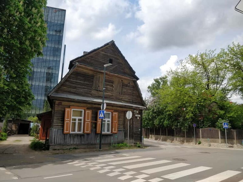 (Post) Soviet Vilnius Private Walking Tour - Discovering the Snipiskes Neighborhood