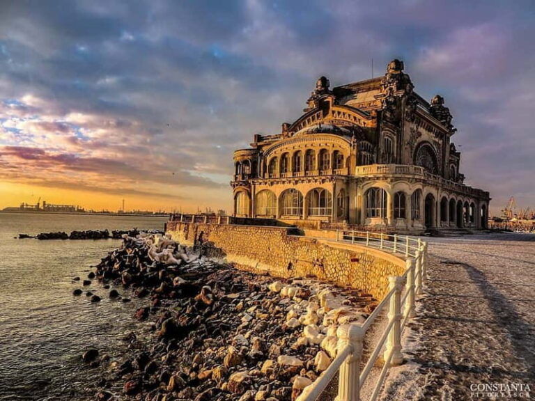 PREMIUM TOUR SMALL GROUP Bucharest-Constantas Coastal Charm - The Experience of Guides