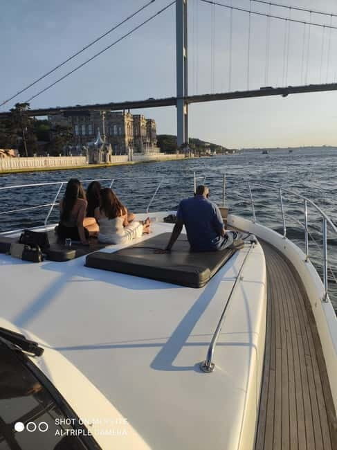 Private Bosphorus Yacht with Local Guide and Snacks - Detailed Look at the Itinerary