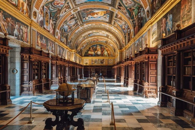 Private Escorial and Valley Tour with driver - Discovering El Escorial: A Monastery of Majesty