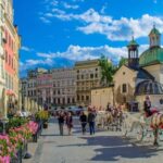 Private Family Tour of Krakow Old Town with Cruise Tickets - Authentic Travel Insights from Reviews