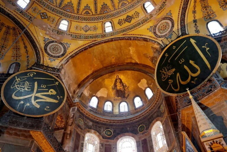 Private Flexible Tour Through Istanbul with Guide - The Sum Up