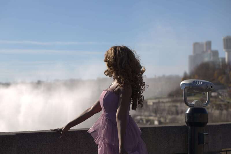 Private Professional Photo Shoot in Niagara Falls - An In-Depth Look at the Private Photo Shoot Experience