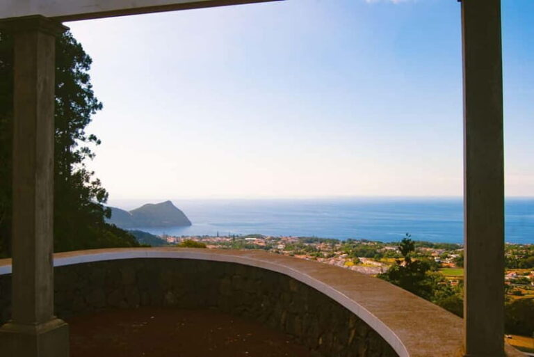 Private Terceira Island Full Day Tour with Cocktail & Tapas - Exploring Terceira Island: The Complete Experience