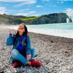 Private Tour Paris: Étretat Cliffs & Monets Gardens + Gift - Exploring Étretat: Dramatic Cliffs and Coastal Charms