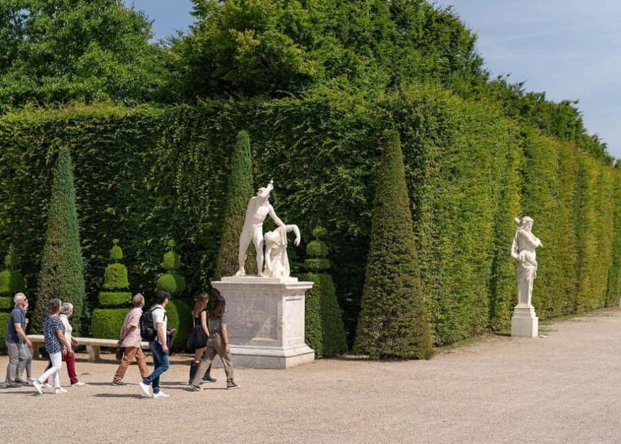 Private Tour : Versailles & Giverny from Paris - A Deep Dive into the Versailles & Giverny Private Tour
