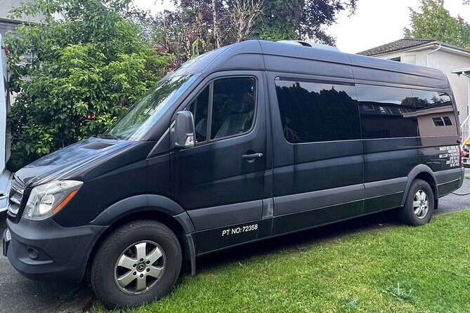 Private Vancouver Car Transport Experience - Scenic Stops and Customization