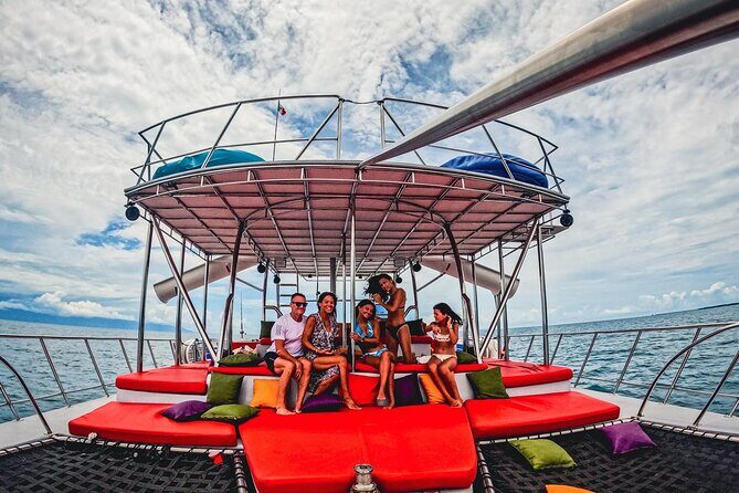 Private Yacht Charter ChicaFUN 3 Waterslides All Inclusive - The Verdict: Is It Worth It?