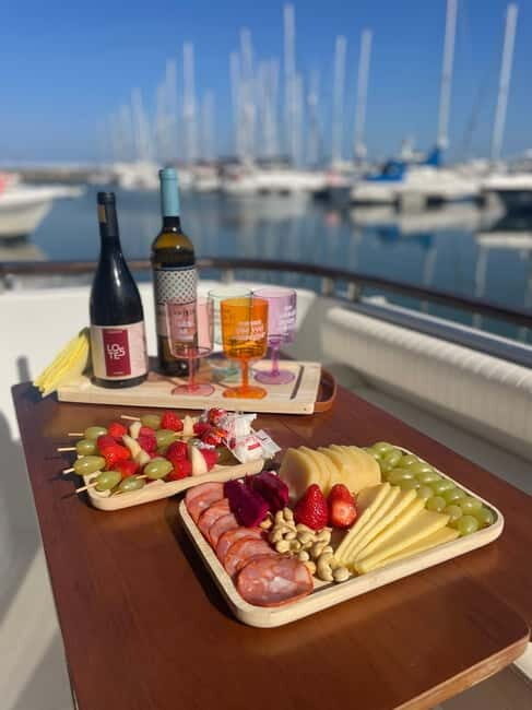 Private yacht tour with wines on board - The Itinerary: A Calm Ride with Delicious Highlights