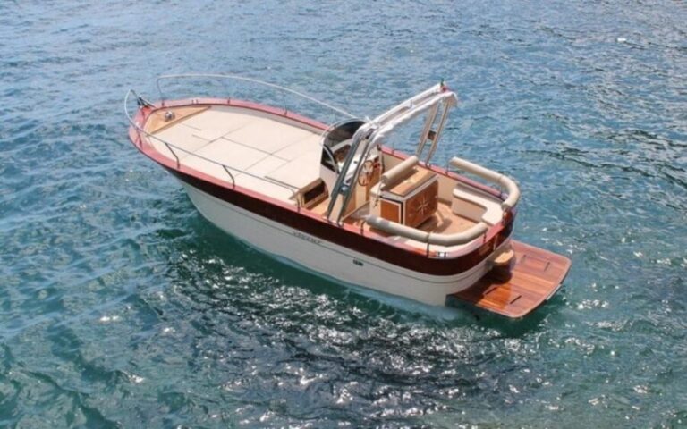 Procida: Boat Tour with Swimming Stops and Underwater Photos - The True Value of the Experience