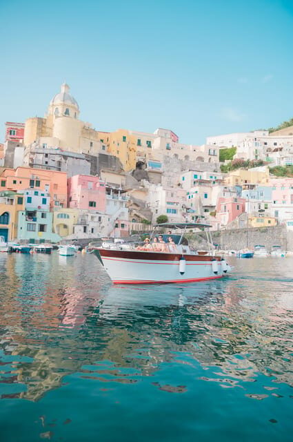 Procida: Sunset aperitif by boat - What to Expect on the Tour