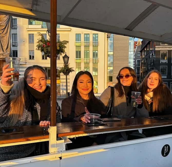 Prosecco Bike & Old Town Sightseeing - Exploring Riga’s Old Town on Two Wheels and Bubbles