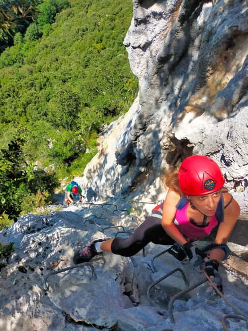 RAMALES DE LA VICTORIA, CANTABRIA: VIA FERRATA OF CALIZ, INITIATION - What the Tour Includes and the Meeting Point