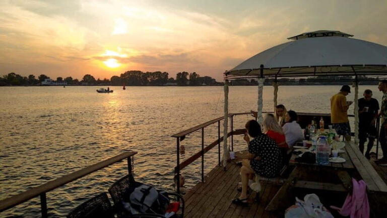 Riga: Floating Grill Terrace - Good To Know