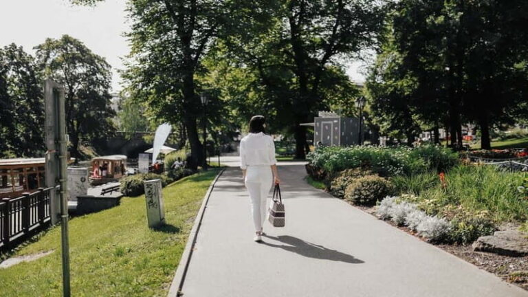 Riga Old Town Photoshoot & exploration - What’s Included and How It Adds Value