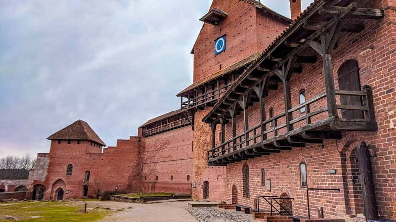 Riga to Sigulda & Cesis: Explore Latvias Medieval Castles - Transport and Logistics