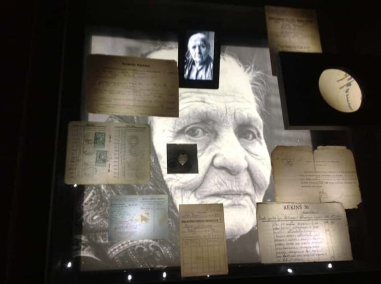 Rigas Jewish Heritage: A 2 h Walking Tour in a small group - The Itinerary Breakdown: What Makes Each Stop Special