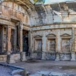 Roman and Gourmet Nîmes - Dive into Local Flavors at Les Halles de Nîmes