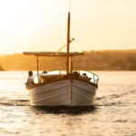 Romantic private tour of the Port of Mahón - Classic Llaut - An In-Depth Look at the Tour Experience