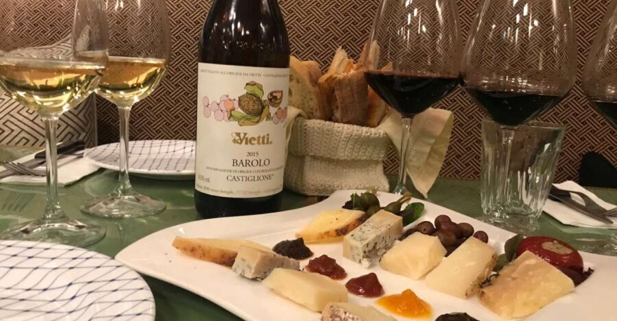 Rome: Food Tour in Trastevere with Dinner & Fine Wine - Why This Tour Works Well