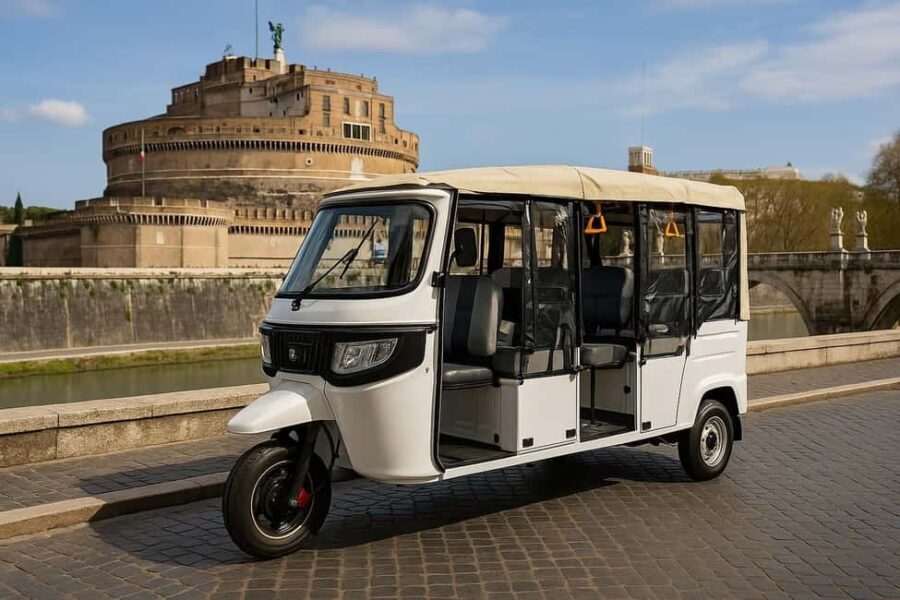 Rome: Photography service with Electric tuk tuk - The Photography Service: A Highlight