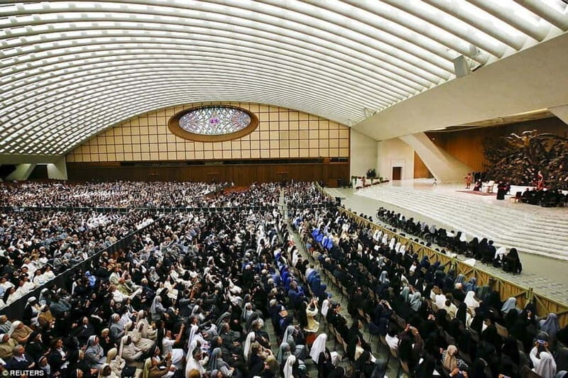 Rome: St. Peter's Basilica Masterpiece Dome & Papal Tombs - How Well Does It Deliver on Value?