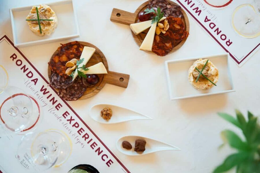 Round: Wine Experience - Wine, olive oil, and tapas tastings - Who Will Love This Experience?