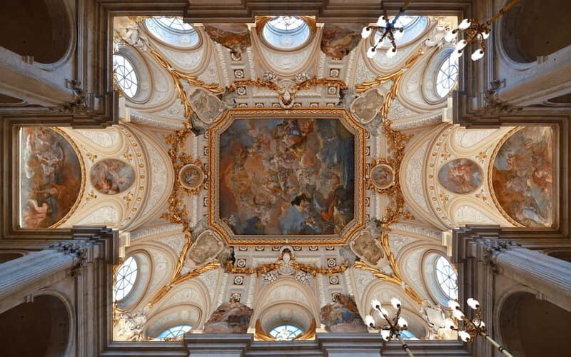 Royal Palace of Madrid: Private tour with entrance included - How This Tour Stands Out