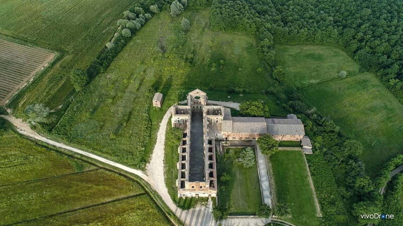 San Gimignano: Drone Tour video in tuscany - A Thorough Look at the Experience