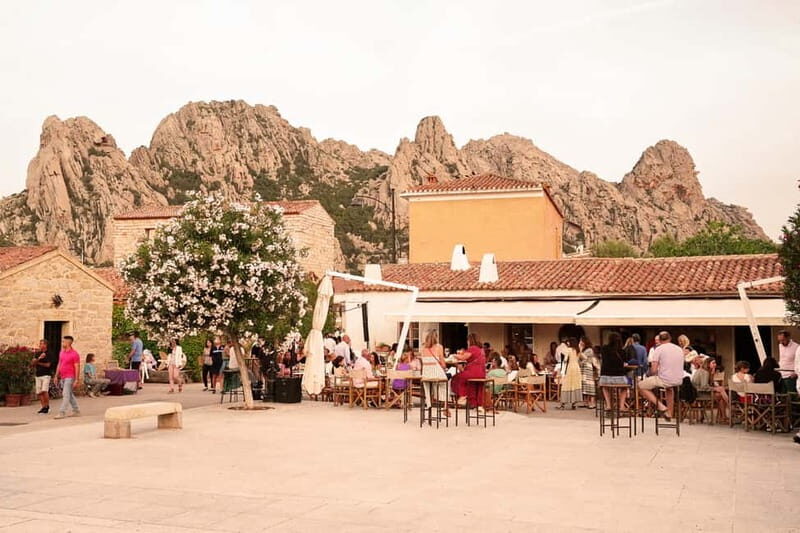 San Pantaleo: Walking Tour with Aperitif - Detailed Breakdown of the Tour Itinerary