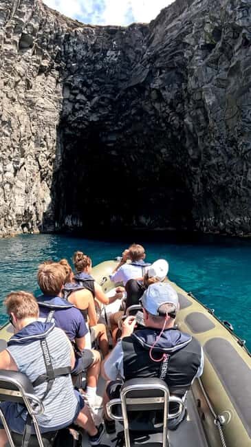 São Miguel: Boat Tour  Volcanic Wonders, Caves & History - The Guide and Atmosphere