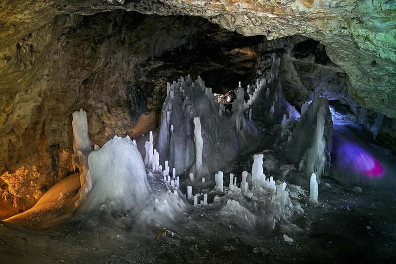 Scarisoara-World greatest Ice cave: one day tour from Oradea - Pickup and Early Morning Start