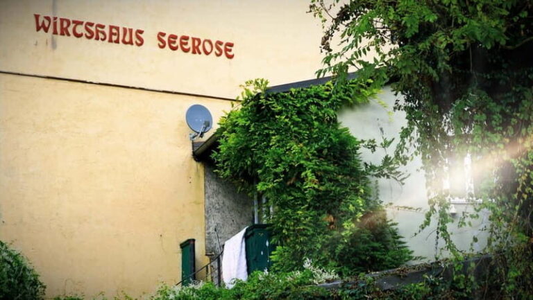 Schwabing: Insider Tour! Neighborhood, revolt, secrets in Munich's cult district - Exploring Schwabing’s Artistic Roots and Village Charm