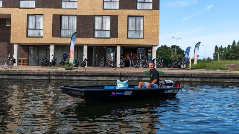 Self-Guided Electric Boat Rental - Who Would Love This?