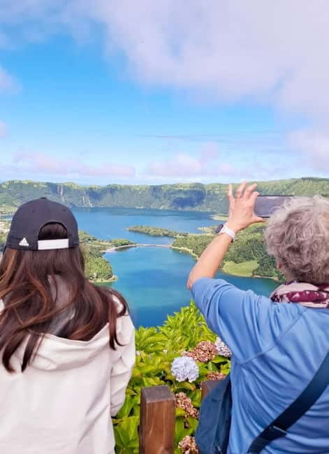 Sete Cidades & Fire Lake: Full-Day Tour with Pineapple plant - What You Can Expect from the Tour