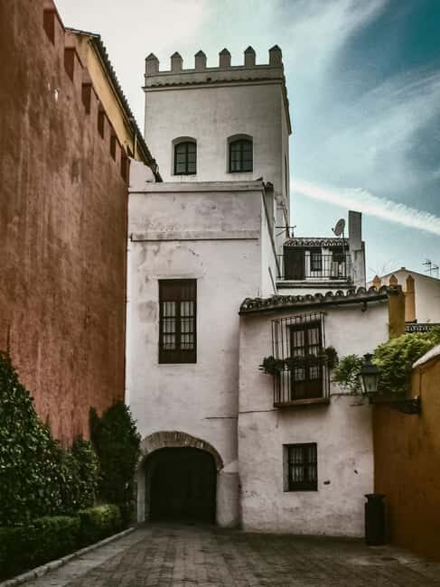 Sevilla Milenaria: legado de judíos, cristianos y musulmanes - Exploring Seville’s Multi-Cultural Heritage: A Detailed Review