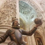 Seville: Cathedral and Giralda Small Group Tour with Tickets - The Benefits of a Small Group Experience