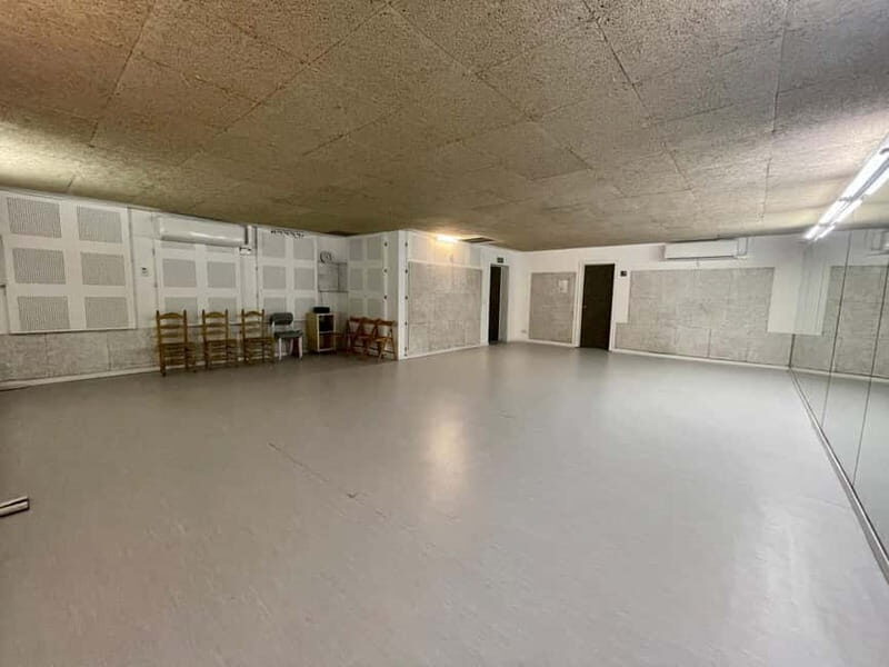 Seville: Flamenco workshop with your group - What’s Included & What’s Not