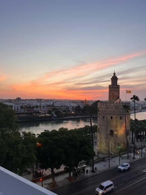 Seville: Rooftop Terrace with Panoramic Views - Why This Rooftop Terrace is Worth It