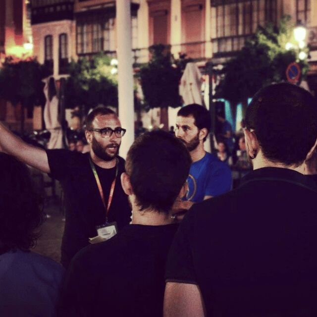 Seville: Tiny-Group Jewish Quarter Discovery Walking Tour - Breaking Down the Itinerary