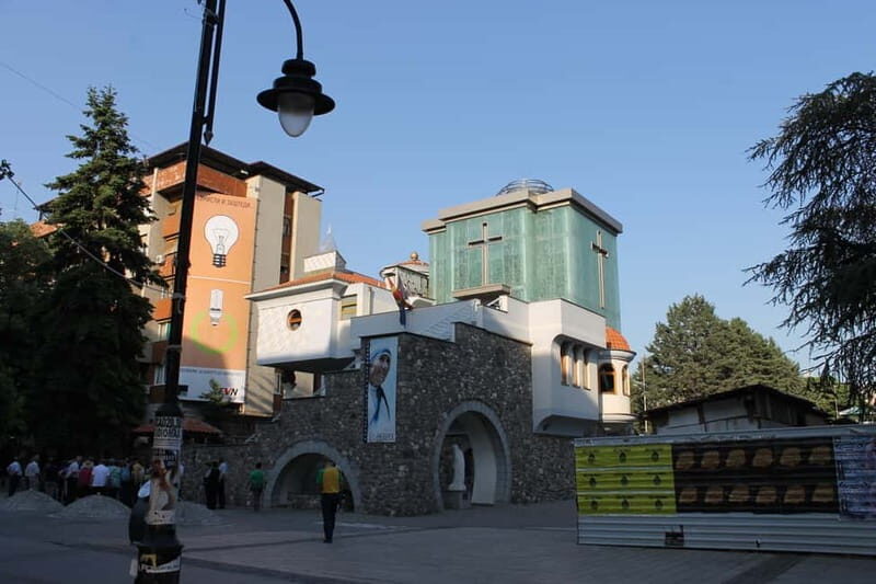 Skopje: Private Half-Day Walking Tour of Old & New - Practical Tips for Making the Most of the Tour