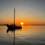 Spakenburg: Sunset boat trip on an authentic fishing boat - Practical Details and Tips