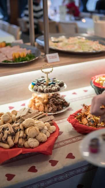 Stockholm: All-You-Can-Eat Christmas Buffet Cruise Livemusic - Why This Tour Offers Great Value