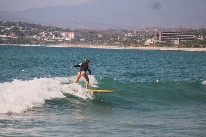 Surf lessons in Puerto Escondido - Who Should Consider This Surf Lesson?