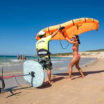 Tarifa, Cadiz: Wingfoil lessons for all levels. Children and adults - The Experience Breakdown