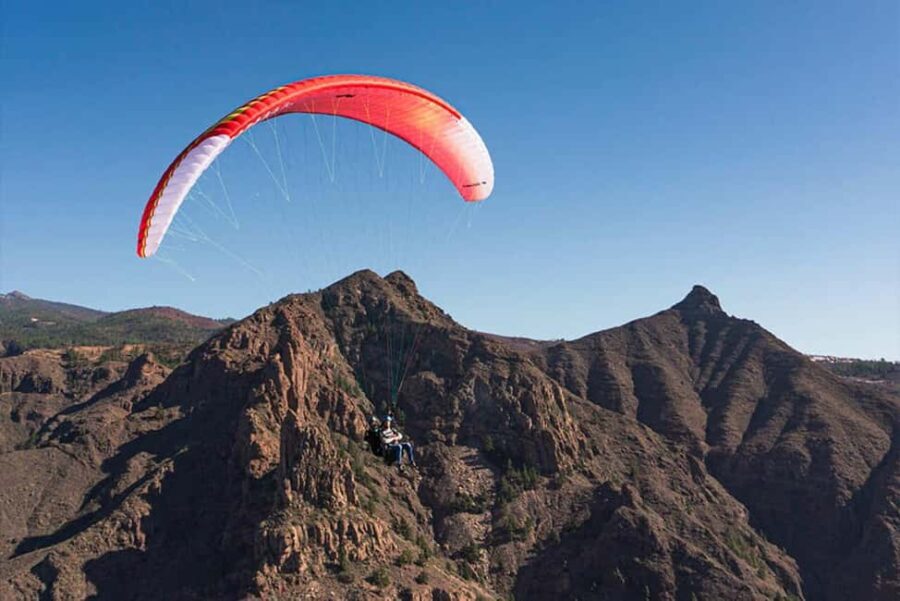 Tenerife: Mid-mountain paragliding flight (Ifonche: 1000m) - A deep dive into the experience